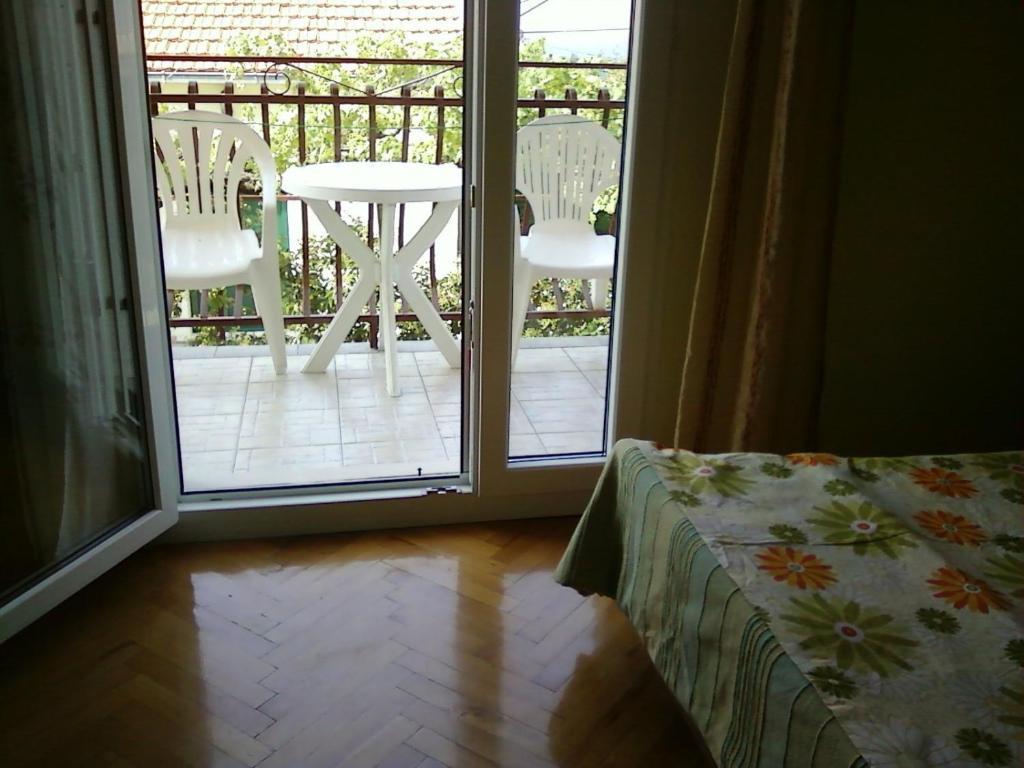 Rooms & Studio Villa Tatjana Supetar Eksteriør billede